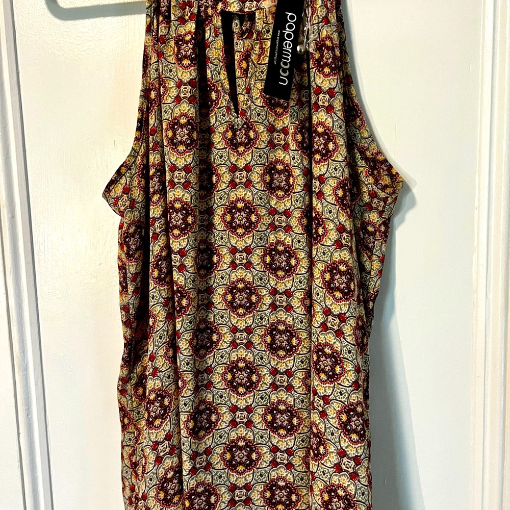 Patterned halter blouse